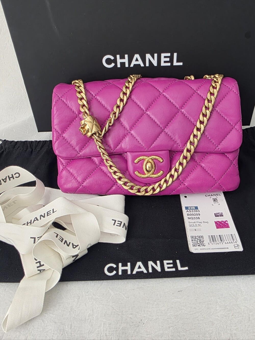 Auth Chanel Crush Quilted Flap Crossbody Bag